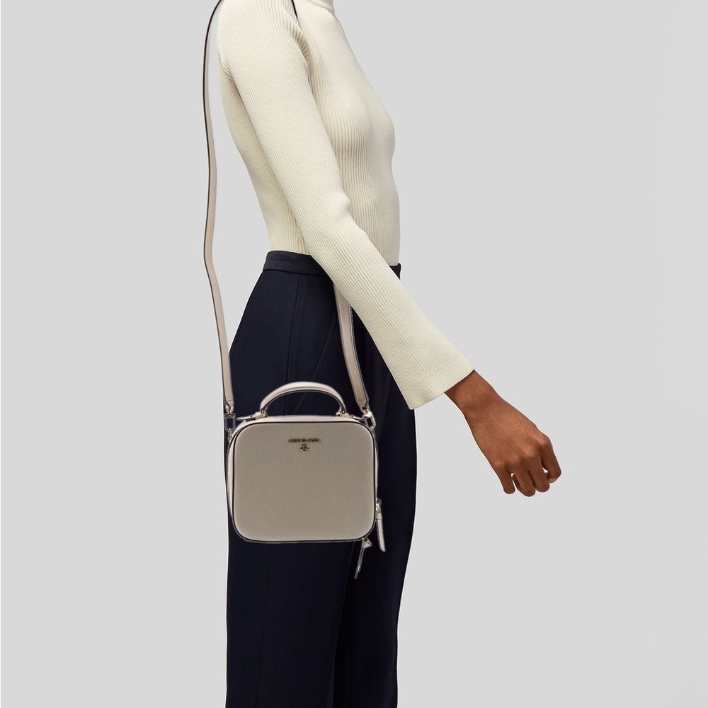 Michael Kors Jet Set Medium Pebbled Leather Crossbody Bag